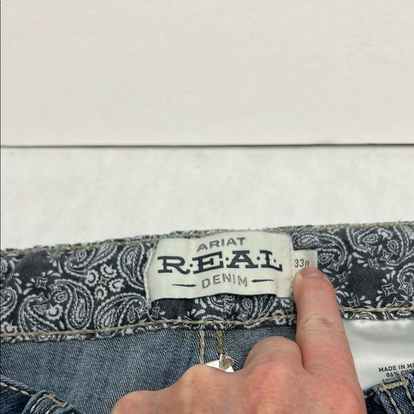 Women's Blue Jeans - Picture 3 of 8